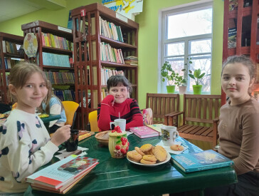 Бібліокафе «Цікаве читання та смачне чаювання»