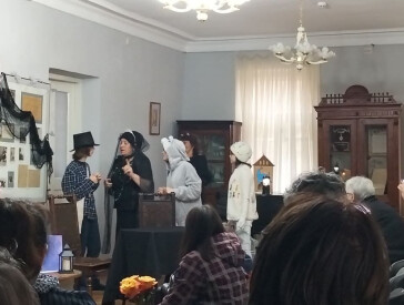 Вистава, що проймає до мурах