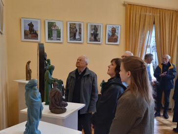 Виставка "В пошуках справжнього"