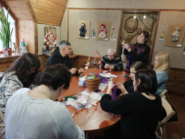 Майстер-клас із виготовлення зайчика-мотанки