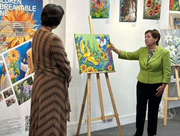 Виставка у Парижі за участю учнів Полтавської дитячої художньої школи імені Святослава Пашинського