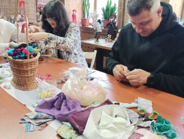 Майстер-клас із виготовлення зайчика-мотанки