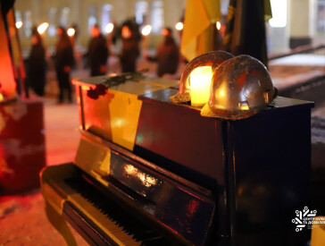 20 лютого: площа ЦКД стала місцем, де звучали імена Небесної Сотні