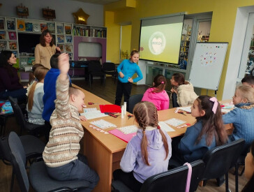 Серце серцю вість подає...