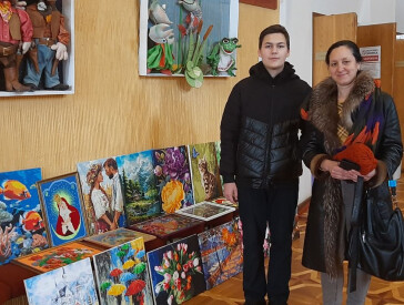 Бандурою поєднані долі