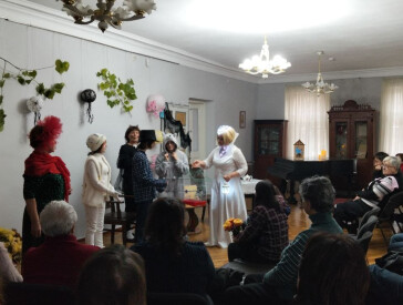 Вистава, що проймає до мурах