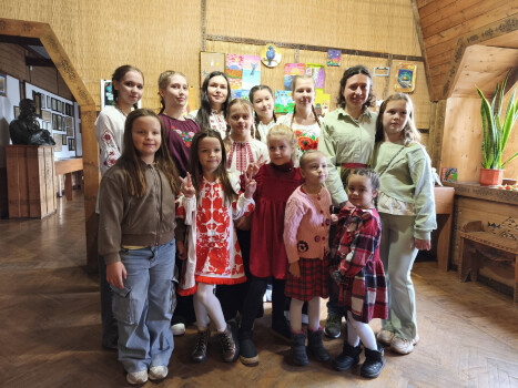 Виставка-концерт «Творчі шляхи перетнулися» студії «Голос орнаменту»