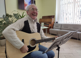 На перехресті слів і звуків