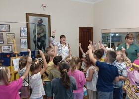 Цікаво, захоплююче і пізнавально розпочали навчальний рік юні полтавці разом із ДІКЗ «Поле Полтавської битви»