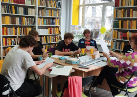 Friendly Place: посиденьки, пісні, репетиції...