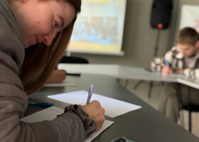 Працівники ЦКД долучилися до Радіодиктанту національної єдності