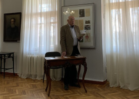 Презентація нової збірки гуморесок Якова Купінського "Знову два куми" у музеї Короленка Презентація нової збірки гуморесок Якова Купінського "Знову два куми" у музеї Короленка
