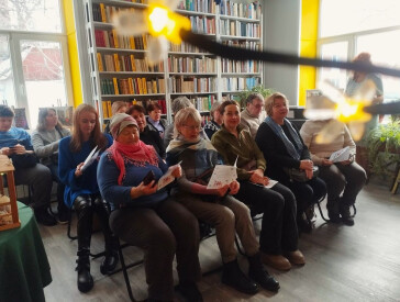 Колядки від друзів: справжнє свято у бібліотеці