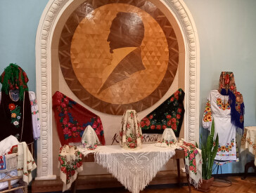 «Українська хустка – символ краси, традицій та єдності»