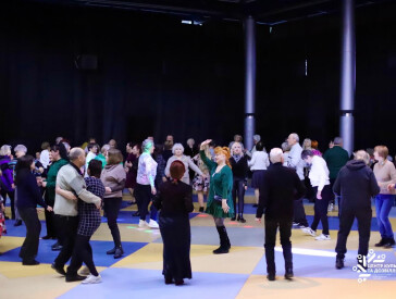 У ЦКД знову проводять тематичні вечори відпочинку для людей поважного віку