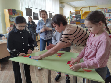 Котячі історії та творчі витівки