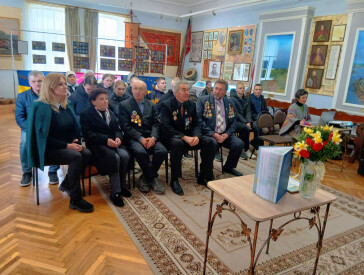 На Чорнобиль журавлі летіли