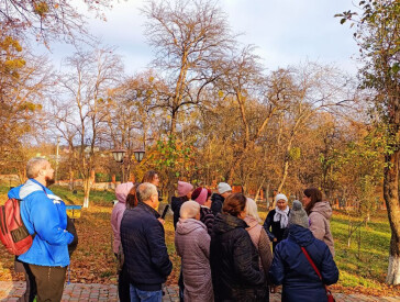 Дендрологічна екскурсія садибою Панаса Мирного