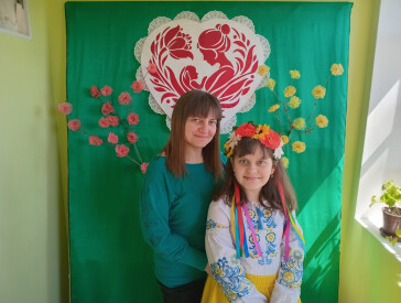 «Для рідненької матусі заспіваю пісню я»