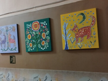 Виставка дитячих творчих робіт «Даруємо тепло усім людям на добро»