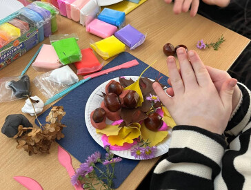 Жовтень — місяць поінформованості про людей із синдромом Дауна