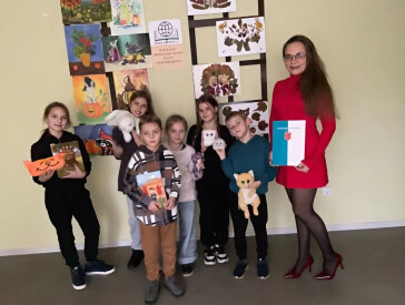 Теплі історії про кішок, дружбу й любов до читання