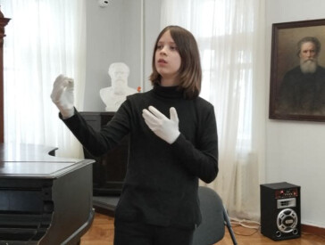 «Найперша жінка — МАМА»