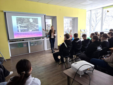 У День Злуки тримаймось за руки: до Дня Соборності України