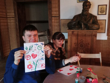 Майстер-клас «Малювання штампами» для молоді з інвалідністю