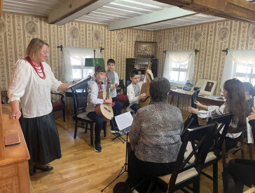 До Шевченківських днів