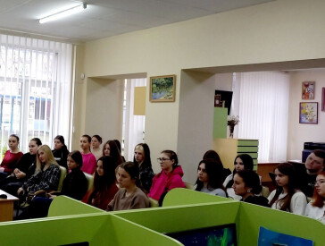 Зазирнути у свій власний світ, ризикнути відкрити нове й підсилити себе