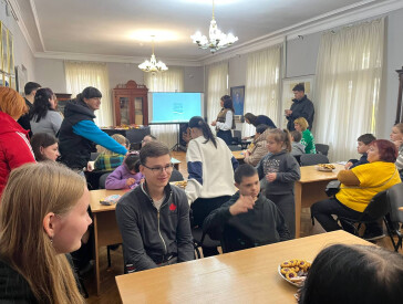 Жовтень — місяць поінформованості про людей із синдромом Дауна