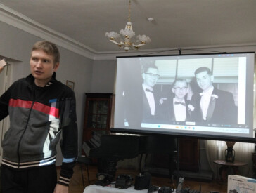 Історія мобільного телефону в деталях