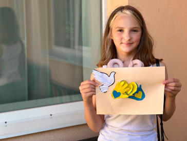 У кожній поробці — любов до України