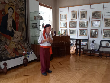 «Українська хустка – символ краси, традицій та єдності»