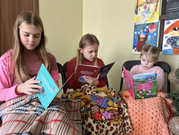 Затишна літературна зустріч для дітей у бібліотеці