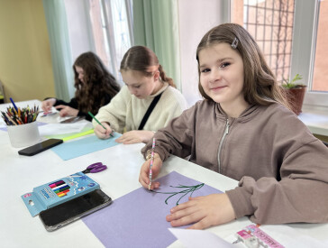 Паперові підсніжники — подих весни у “Фабриці ідей”