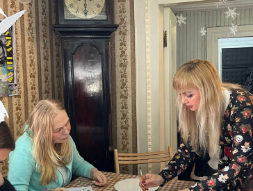 Майстер-клас з малювання «Старий рік минає, новий наступає»