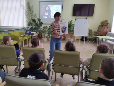 Котячі історії та творчі витівки