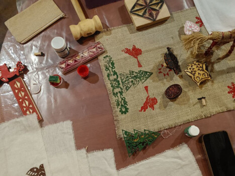 Майстер-клас із вибійки (новорічні орнаменти)