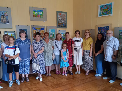 “Літо посміхається”