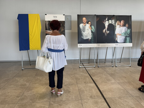 Фотовиставка «Tytanovi: Жити. Любити. Перемагати»